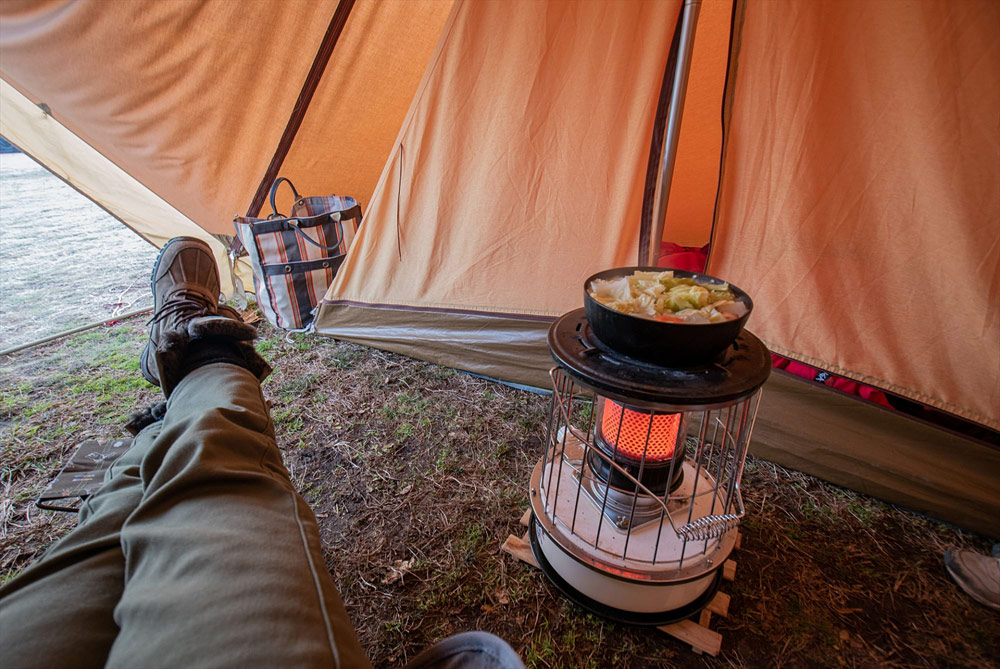 キャンプ用ストーブを用意して、冬キャンプを思い切り楽しもう！